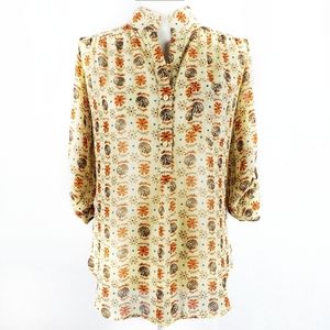 Cals vintage boho printed button up top Small rool tab sleeve